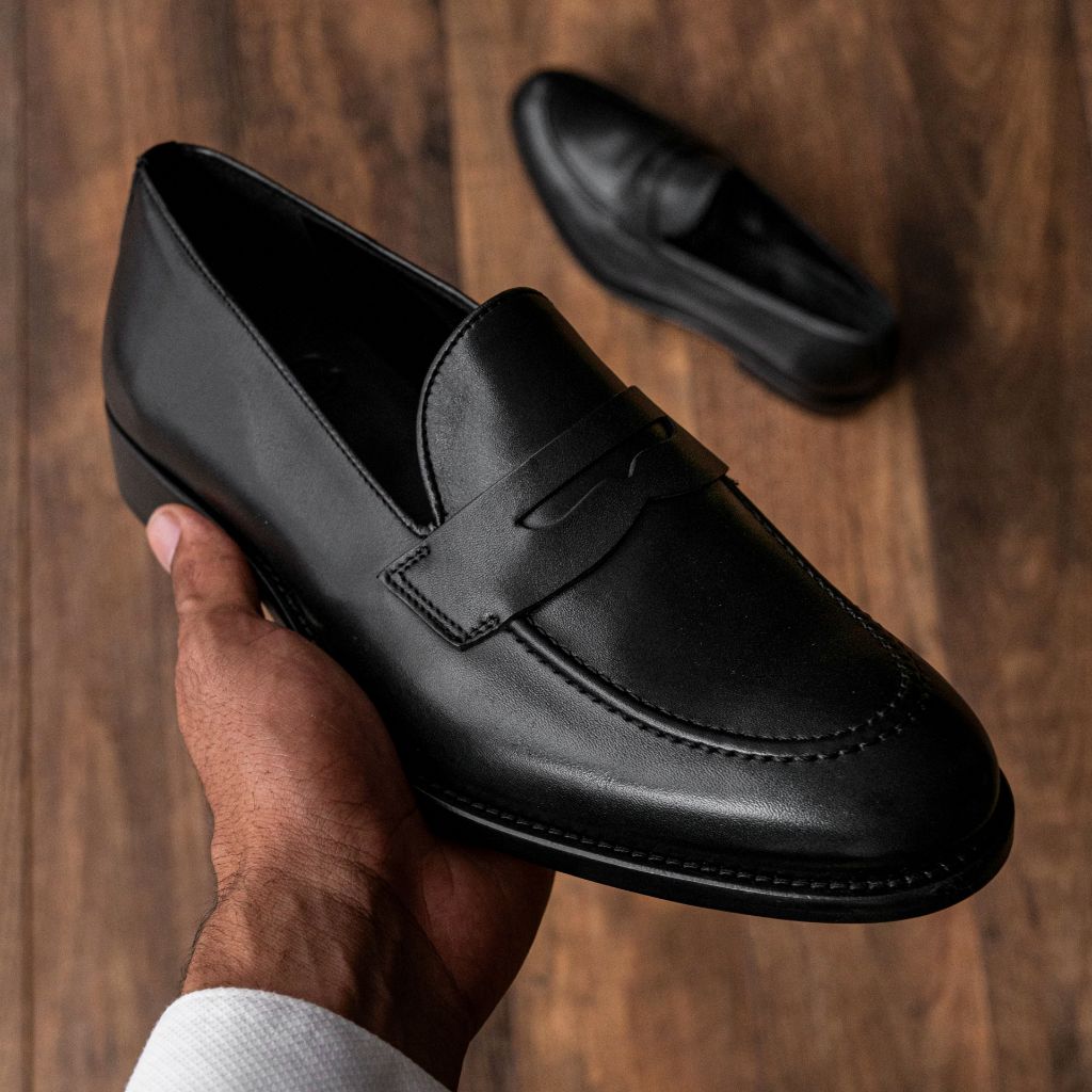S Lincoln | Black