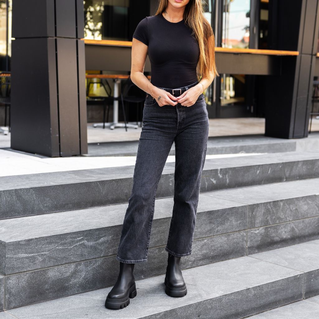S Reign | Black