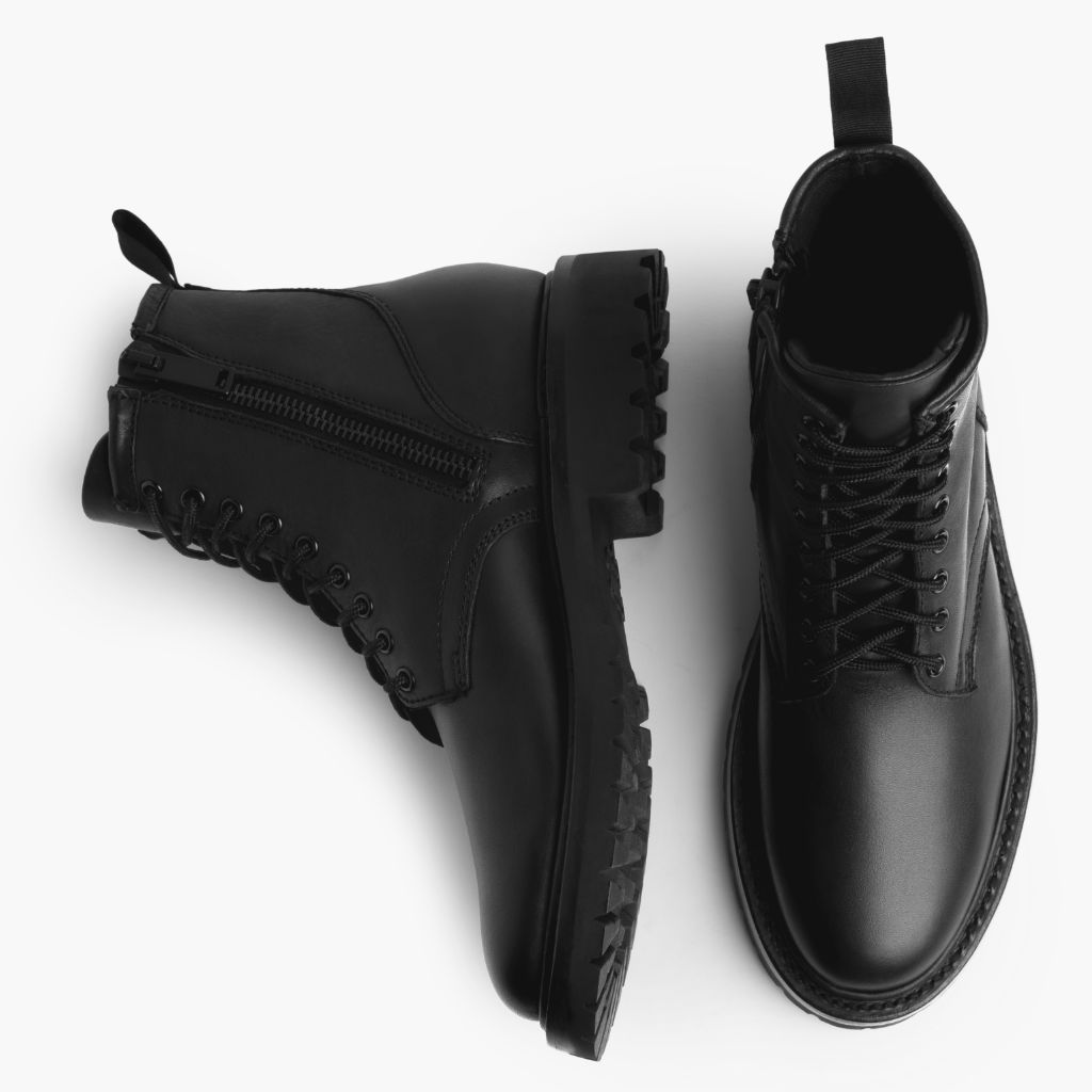 S Stomper | Black