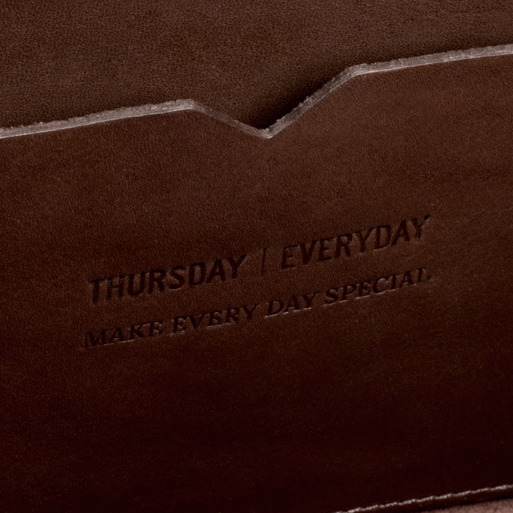 Everyday Tote | Old English (S)